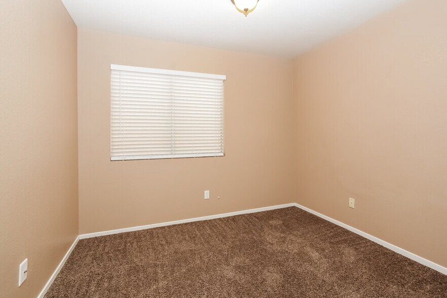 Building Photo - 6062 Canyon Gap Dr