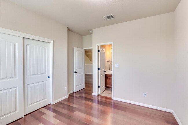 Building Photo - 11300 Cherisse Dr