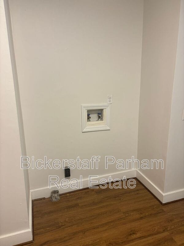 Building Photo - 1821 17th Ave