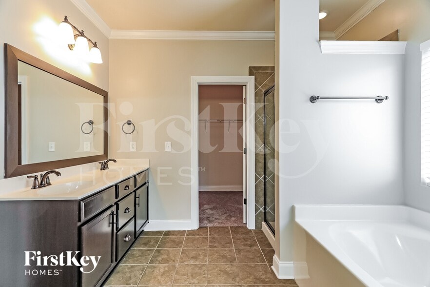 Building Photo - 444 Blackberry Blvd