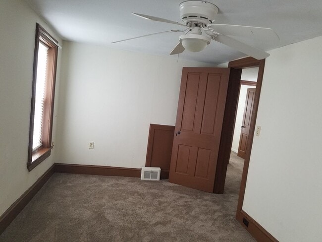 Building Photo - House for Rent in Quincy