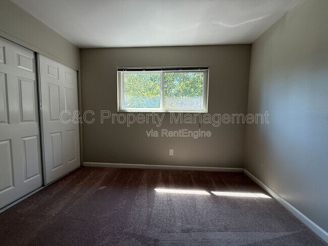 Building Photo - 2895 Capitola Rd
