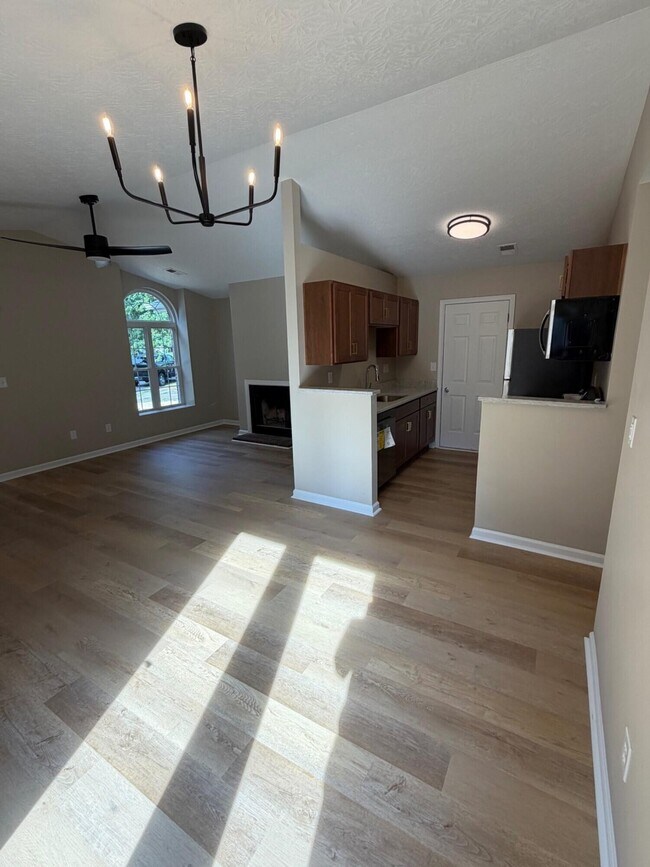 Building Photo - 3309 Squire Creek Way