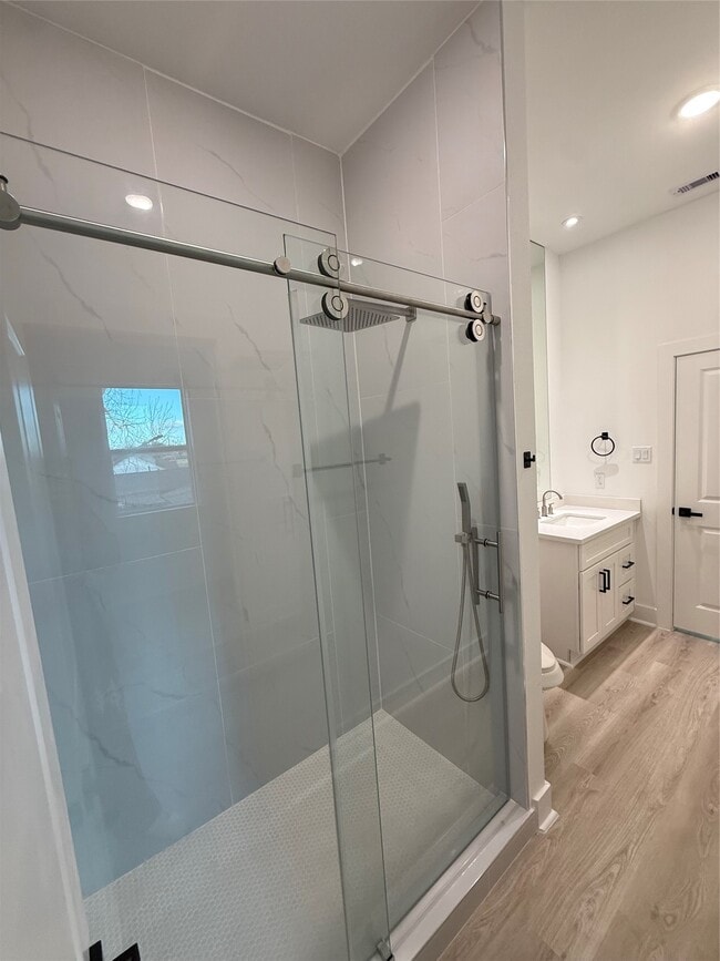 Building Photo - 7948 Betty Boop St