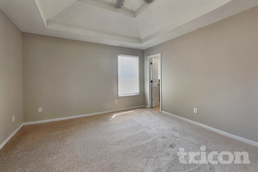 Building Photo - 1501 Cypress Dr
