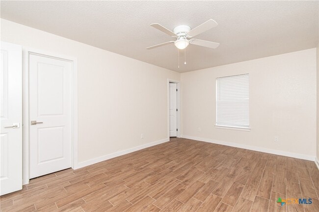 Building Photo - 304 Timber Ridge Dr