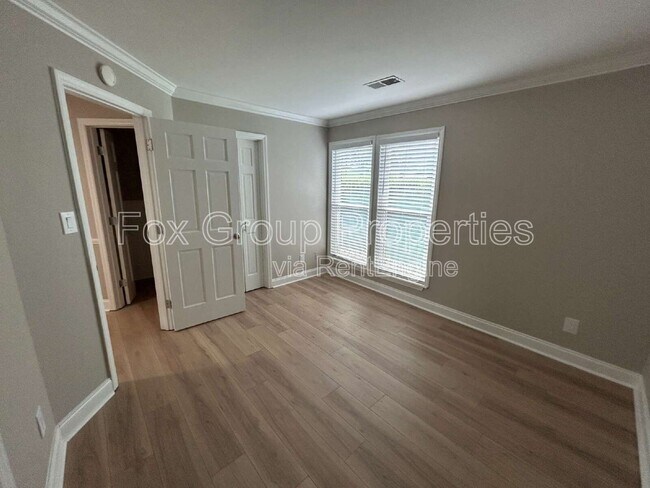 Building Photo - 18837 Vineyard Point Ln