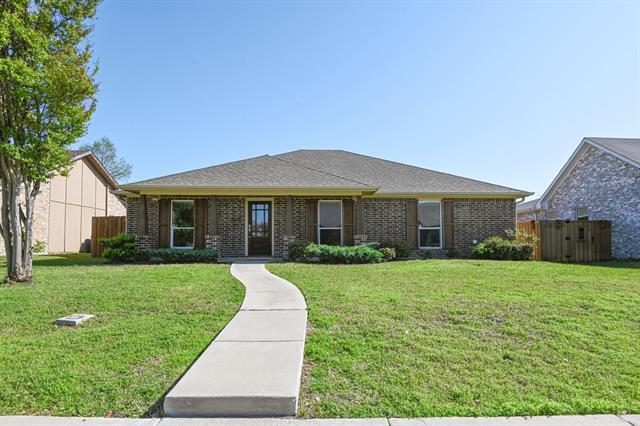 Building Photo - 8214 Kensington Dr