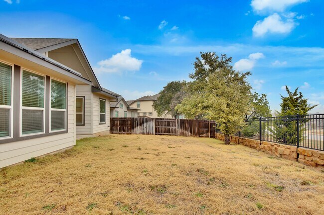 Building Photo - 48 Rancho Trail