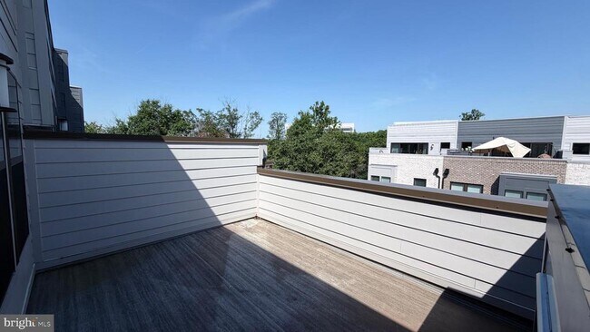 Building Photo - 12742 Verdant Wy