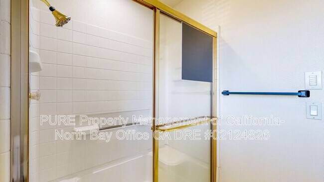 Building Photo - 2003 Jackrabbit Ct