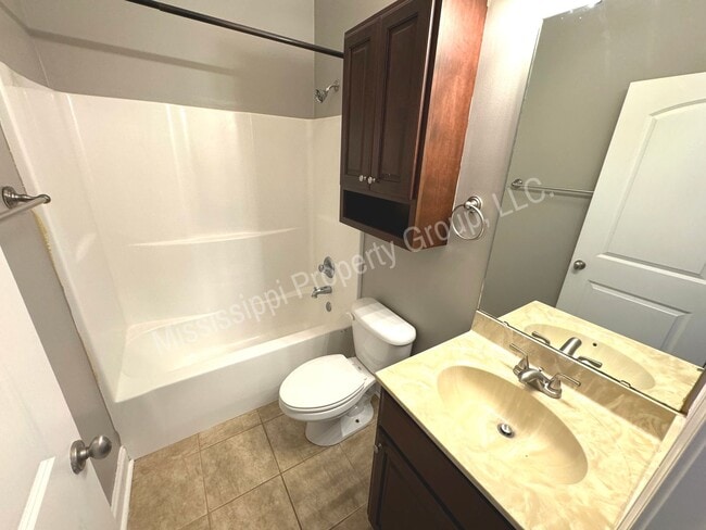 Building Photo - 3BR/3.5BA For Rent