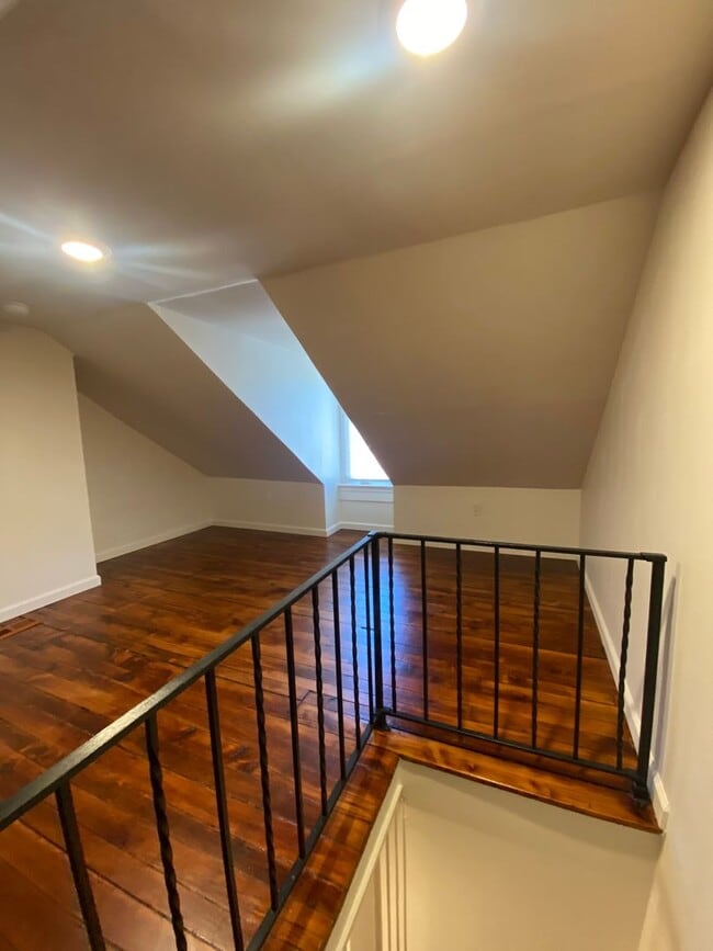 Building Photo - Beautiful 3-Bedroom Home!