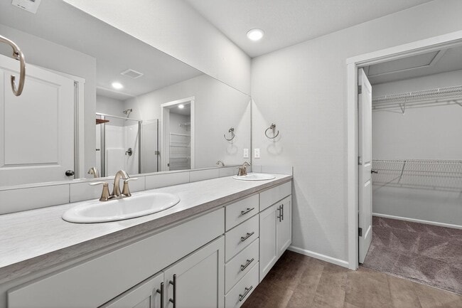 Building Photo - $500 gift card with lease signed by 10/1/25
