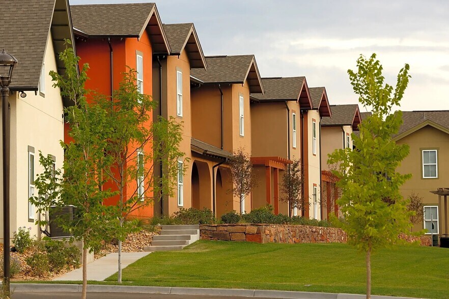 Building Photo - 2912 Mulberry St SE