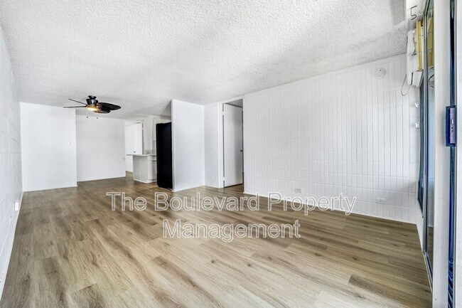 Building Photo - 5055 Likini St