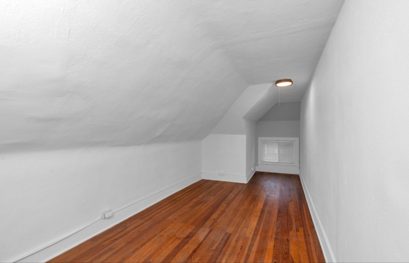 Building Photo - 1479 Bryden Rd