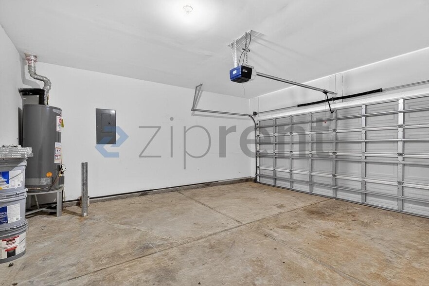 Building Photo - 6404 Trotters Ridge Rd