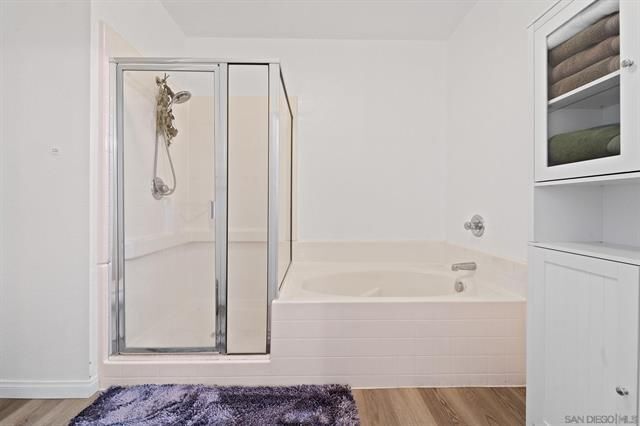 Building Photo - 9728 Marilla Dr