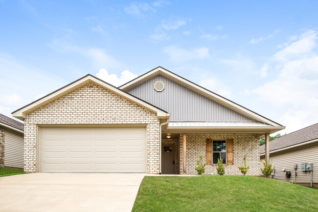 Primary Photo - Charming Home with a Bright, Open Layout