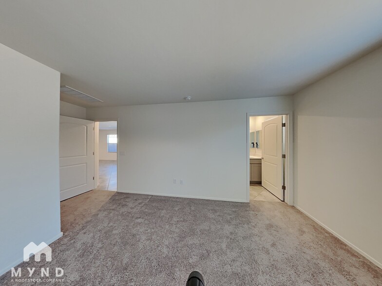 Building Photo - 7829 S New Strike Way