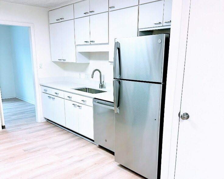 Building Photo - 211 Crowfields Dr