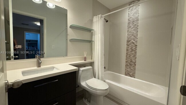 Building Photo - 4735 SW 164th Ave