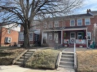 Building Photo - 3-Bedroom, 2-Bathroom Eastwood Rental