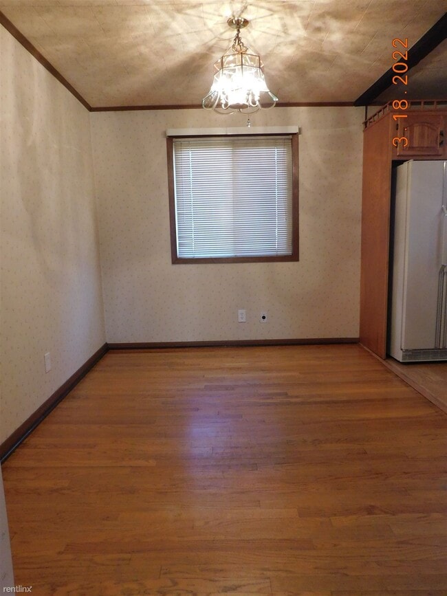 Building Photo - 3 br, 1.5 bath House - 1020 E Leicester Ave