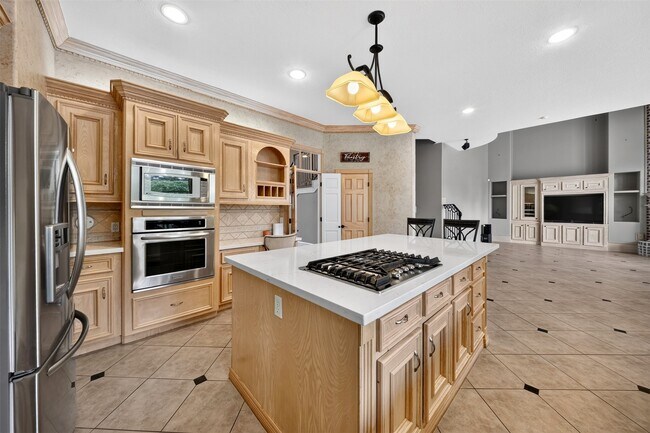 Building Photo - 16410 Emilia Ct