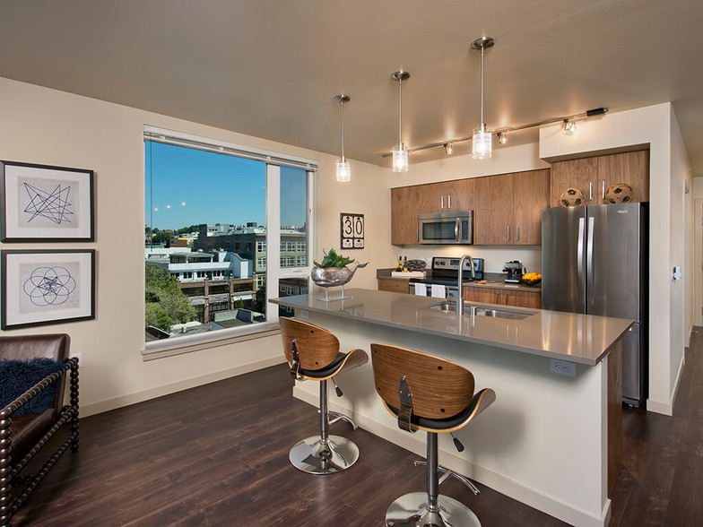 Kitchen island in select homes - Infinity Apartments