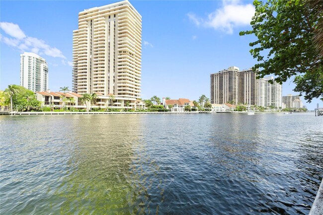 Building Photo - 19390 Collins Ave