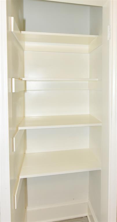 Building Photo - 410 Kenniston Dr