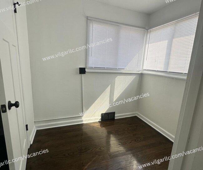 Building Photo - Newly Renovated 4 Bedroom • 2- Bathroom 3 story Home