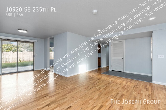 Building Photo - 10920 SE 235th Pl