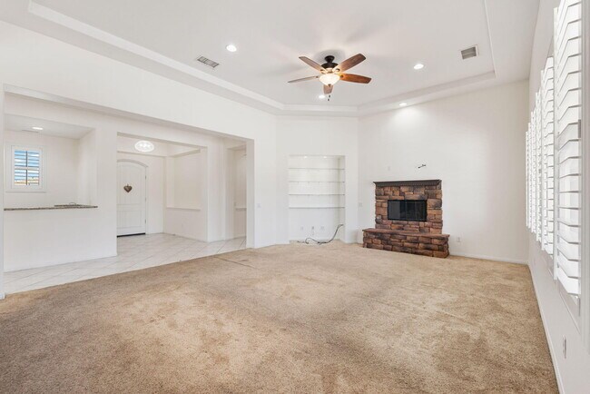 Building Photo - 145 Bellini Way