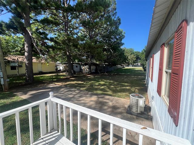 Building Photo - 4528 Wildwood Cir
