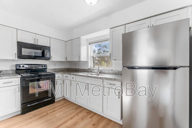 Primary Photo - 4009 E Bird St