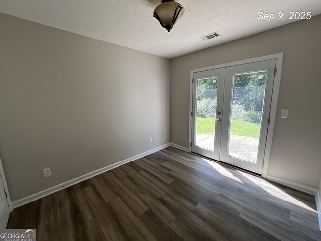 Building Photo - 78 Mt Moriah Rd