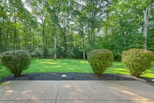 Building Photo - 80 Hillbrook Dr