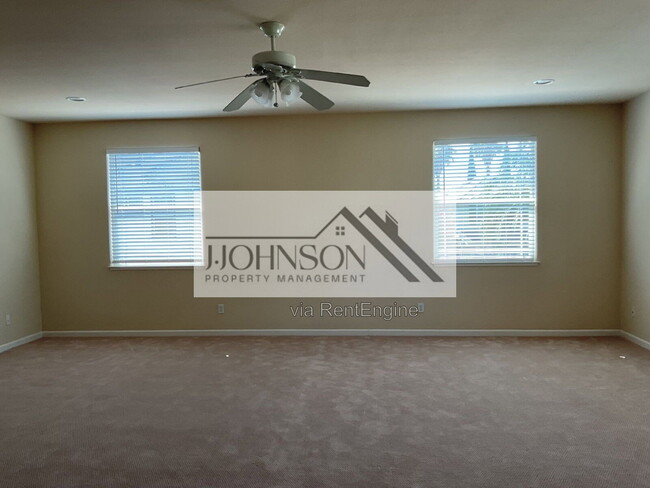 Building Photo - 2408 Victor Ct