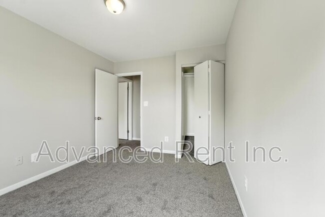 Building Photo - 1 Jack Pine Pl