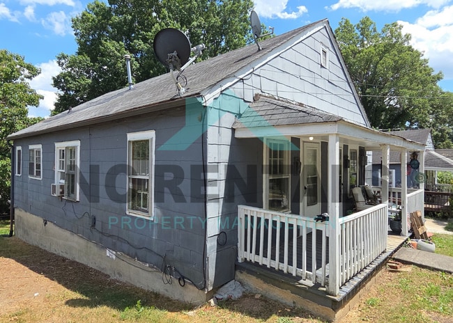 Building Photo - 1415 Underwood Ave