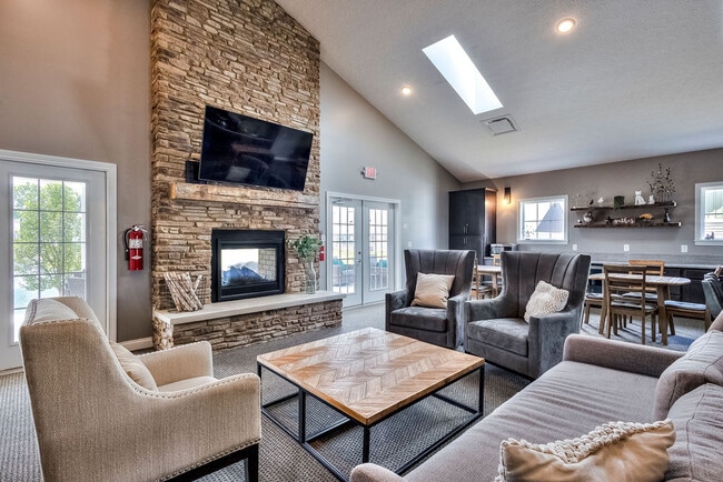 Building Photo - The Residences at Heritage Town Center