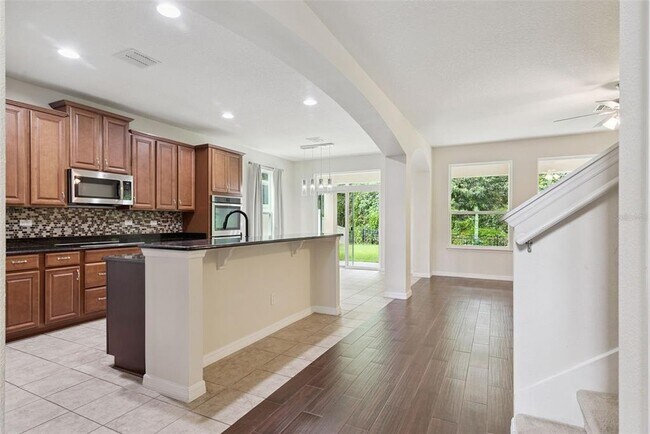Building Photo - 660 Fanning Dr