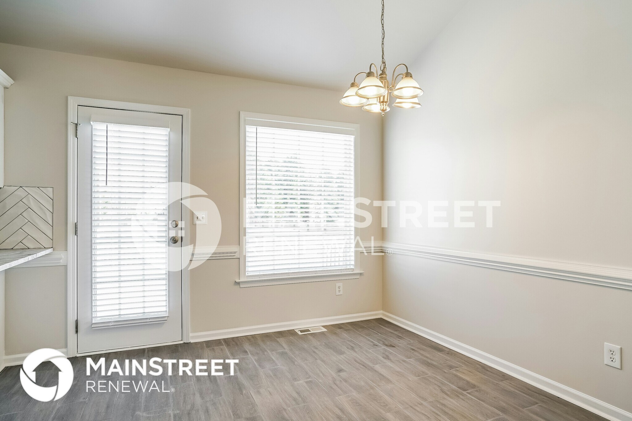 Building Photo - 398 Water Oak Dr