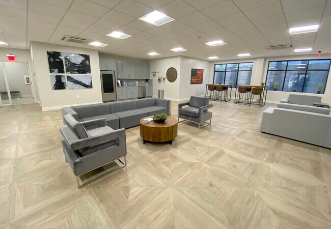 Building Photo - 434 McGrath Hwy