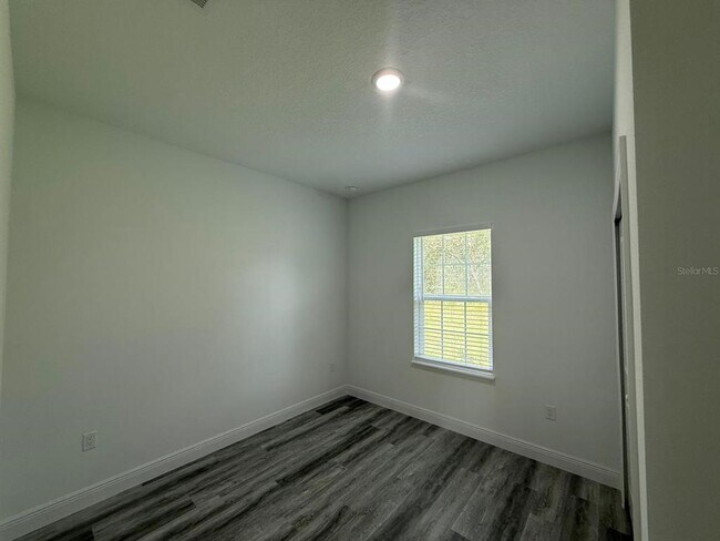Building Photo - 2693 SW 153rd Pl Rd