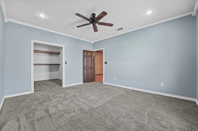 Building Photo - 5508 E County Rd 60