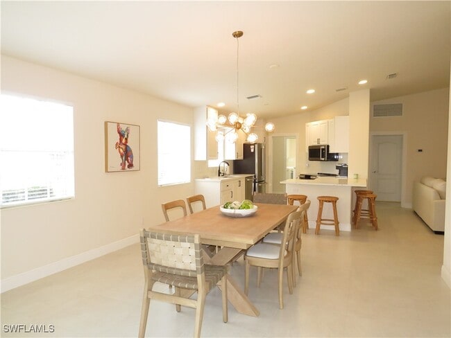 Building Photo - 4191 St George Ln